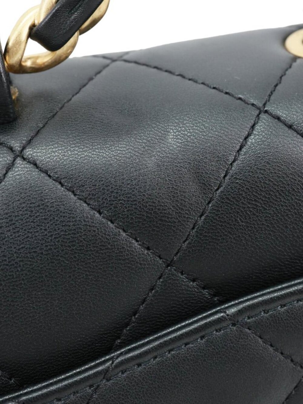 Chanel In The Loop Flap Medium Quilted Lambskin Leather Shoulder Bag Black - Picture 5 of 12